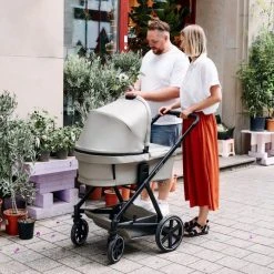 ABC Design Kombi-Kinderwagen Vicon 4 - inkl. Babywanne & Sportsitz mit XXL Zubehörpaket - Classic Edition - Reed - Kollektion 2023 -Deutschland Kinderwagen Verkäufe 2024 abc design kombi kinderwagen vicon 4 inkl babywanne sportsitz mit xxl zubehorpaket classic edition reed 12003982301 zamboo d2