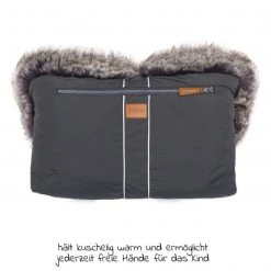 Fillikid Handwärmer mit Fell Halifax - Hellgrau Melange - Kollektion 2022 10 Fillikid Handwärmer mit Fell Halifax - Hellgrau Melange - Kollektion 2022 -Deutschland Kinderwagen Verkäufe 2024 fillikid handwarmer mit fell halifax hellgrau melange 1170 17 d2