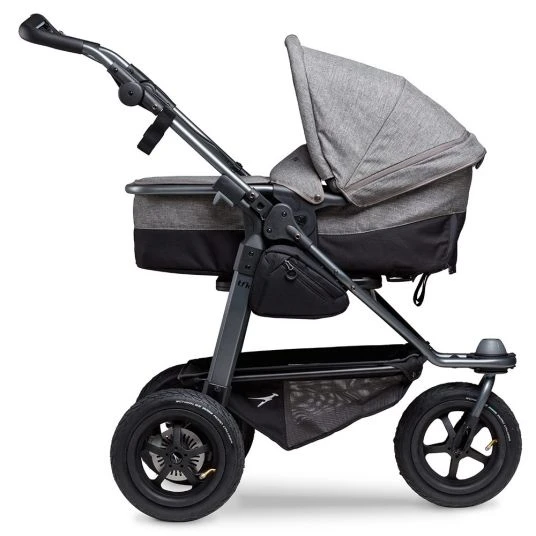 TFK Kombi-Kinderwagen Mono mit Luftreifen - inkl. Kombi-Einheit (Babywanne + Sitz) + XXL-Zamboo Zubehörpaket - Premium Grau - Kollektion 2022 7 TFK Kombi-Kinderwagen Mono mit Luftreifen - inkl. Kombi-Einheit (Babywanne + Sitz) + XXL-Zamboo Zubehörpaket - Premium Grau - Kollektion 2022 – Bild 5